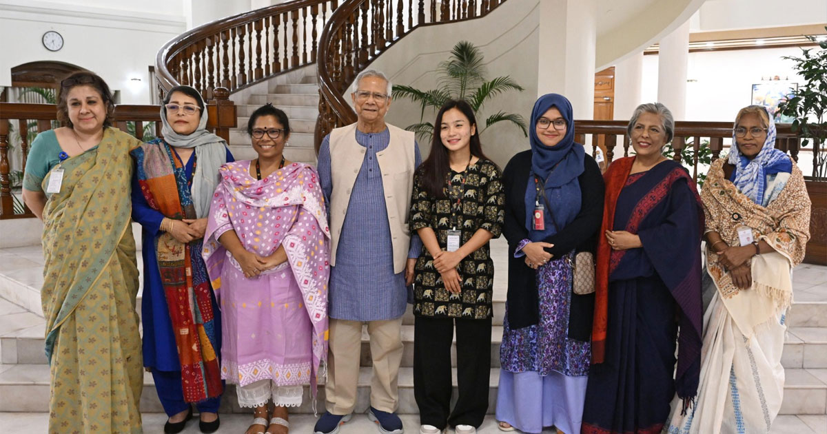 রোকেয়া পদকজয়ীদের প্রধান উপদেষ্টার সংবর্ধনা
