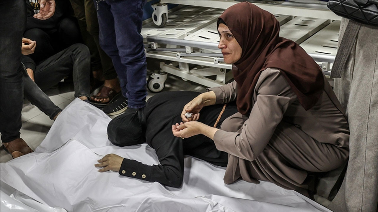 গাজায় গণহত্যা চলছেই, নিহত ছাড়িয়ে গেল ৫৩ হাজার