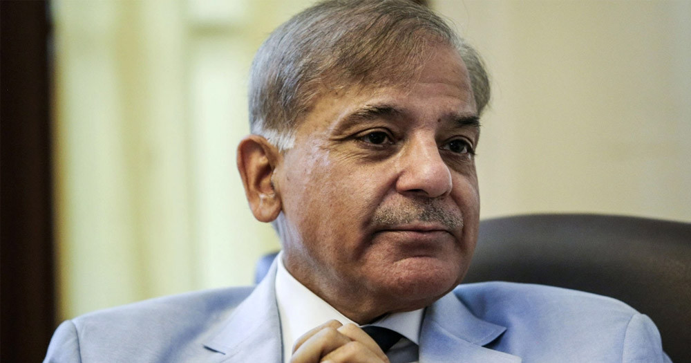 আমরা ৯০ হাজার জীবন হারিয়েছি, ক্ষতি ১৫০ বিলিয়ন ডলার : শেহবাজ