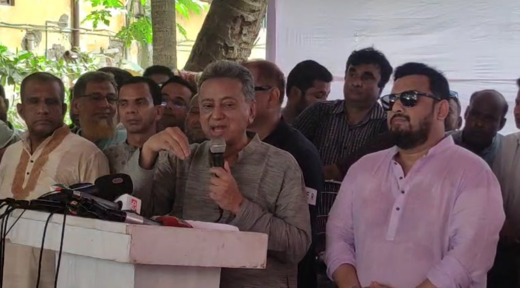 জুলুম না করা আওয়ামী লীগের কর্মীরা বিএনপির সদস্য হতে পারবে: আমীর খসরু