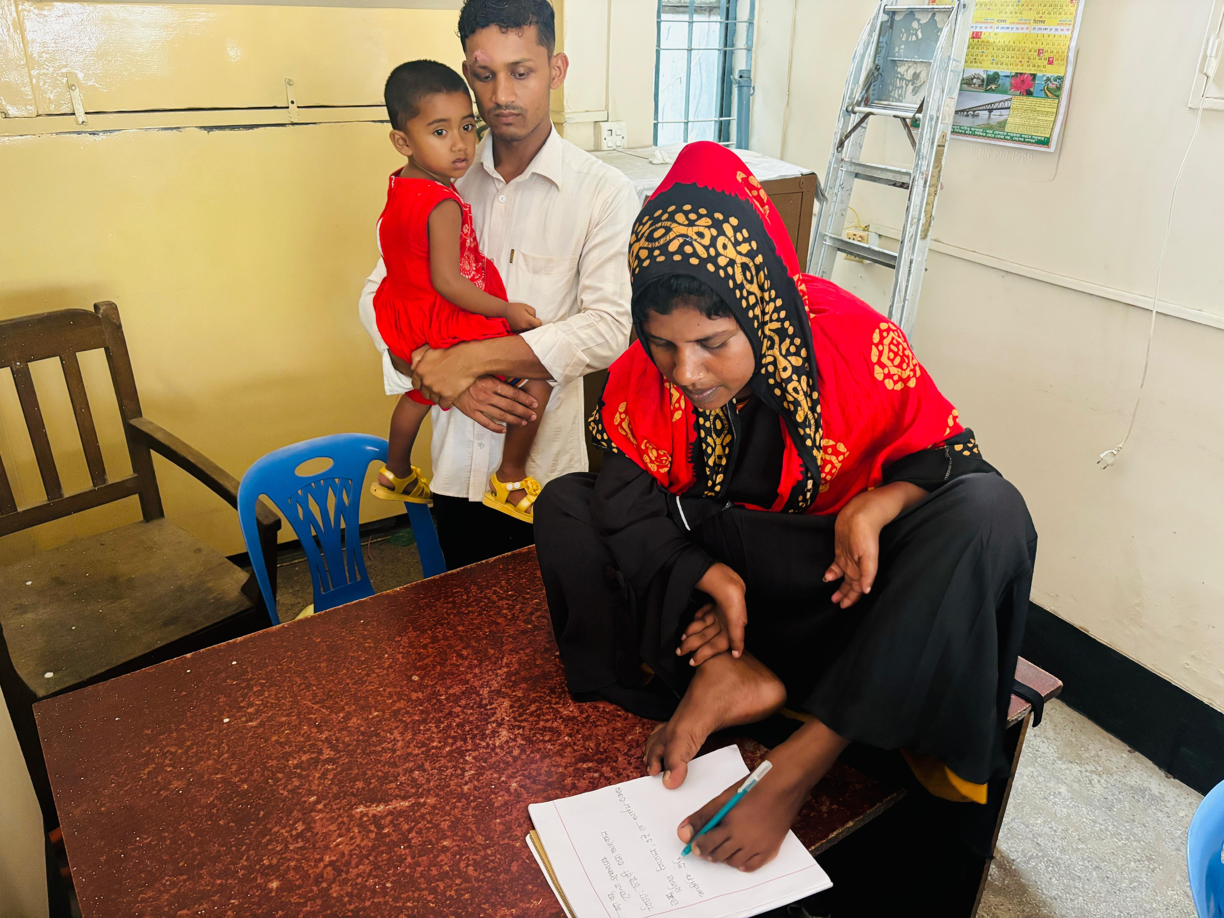 লড়ে গেছেন পায়ে, জিতেছেন ডিগ্রি