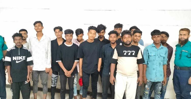 মোহাম্মদপুরে বিশেষ অভিযানে গ্রেপ্তার ১৫
