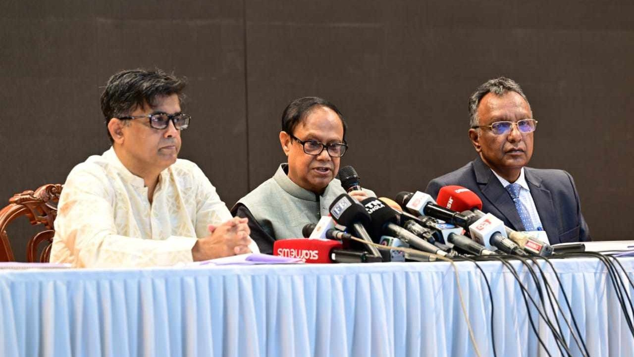 শেখ পরিবারসহ ১০ শিল্পগোষ্ঠীর পৌনে ২ লাখ কোটি টাকার সম্পদ জব্দ