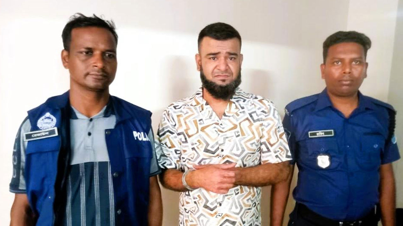 স্ত্রীকে খুন করে স্বামীর আত্মসমর্পণ