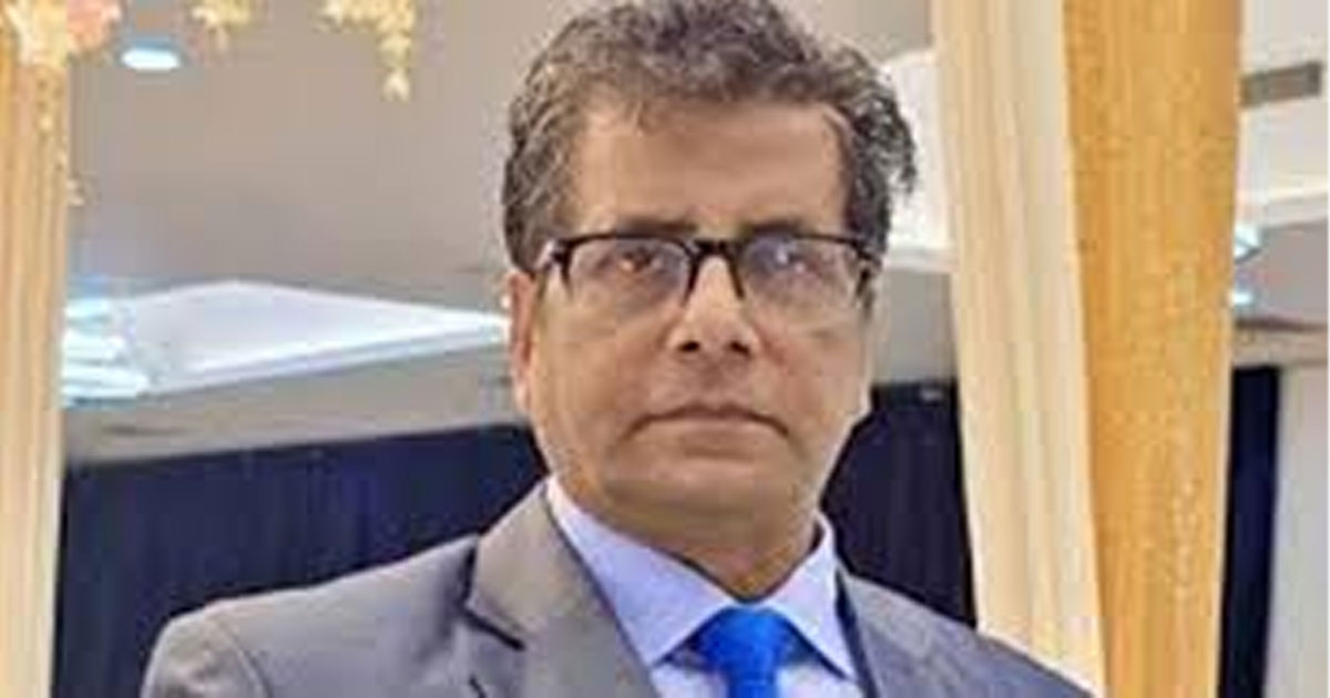 এখনো মামলা হয়নি, ডিবি কার্যালয়েই সাংবাদিক আনিস আলমগীর