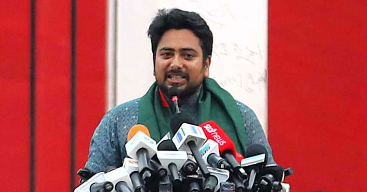 অথর্ব নির্বাচন কমিশনের অধীনে সুষ্ঠু নির্বাচন সম্ভব নয়: নাহিদ
