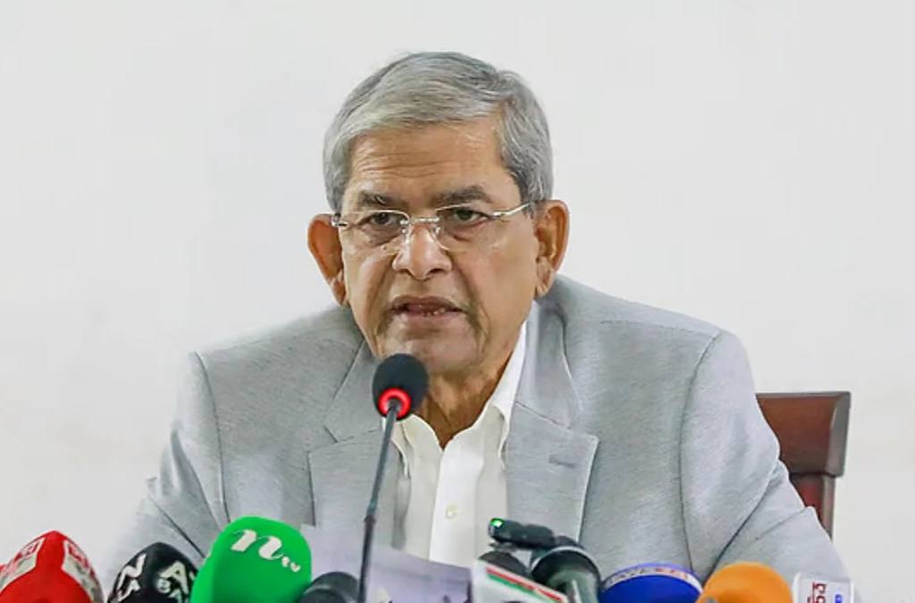 গণতন্ত্র রক্ষা করতে এখন রুখে দাঁড়ানোর সময়:মির্জা ফখরুল