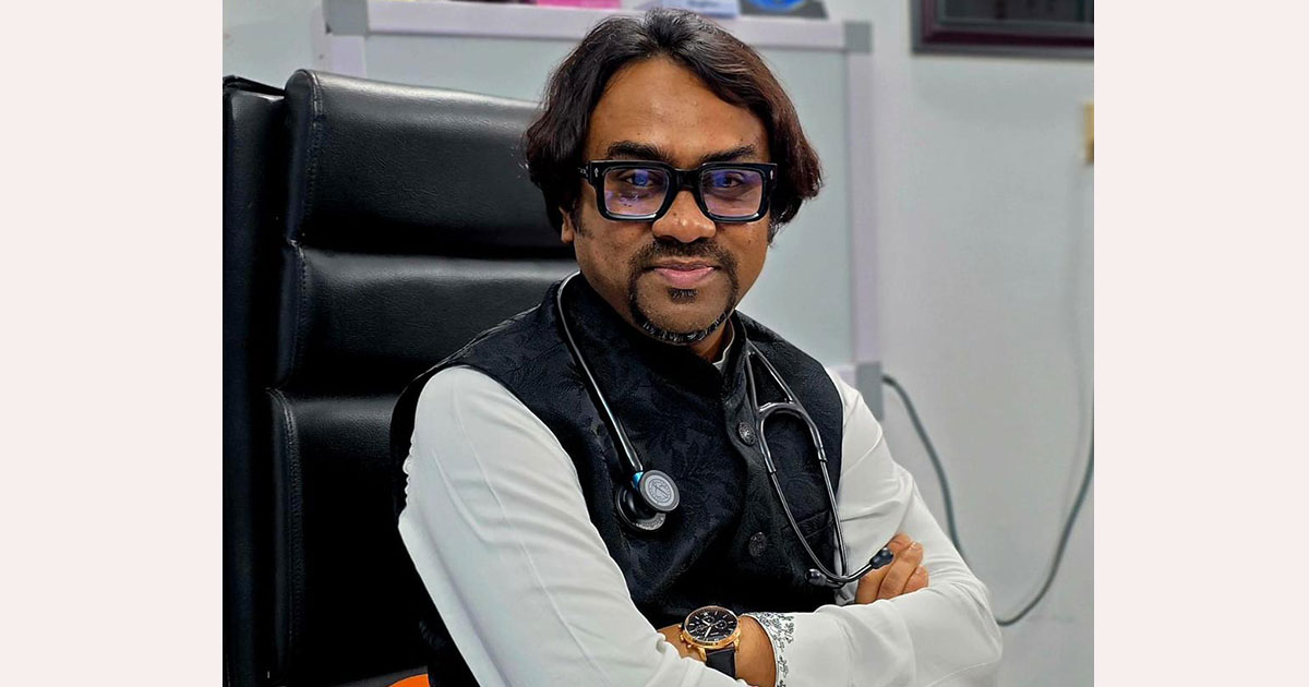 সহকারী অধ্যাপক হলেন ঝিনাইদহের সেই মানবিক চিকিৎসক