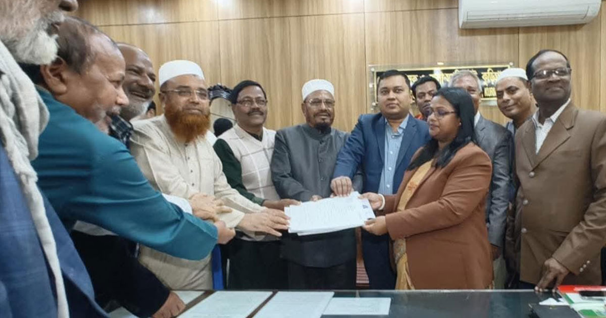 কুড়িগ্রামে বিভিন্ন রাজনৈতিক দলের প্রার্থীদের মনোনয়নপত্র সংগ্রহ