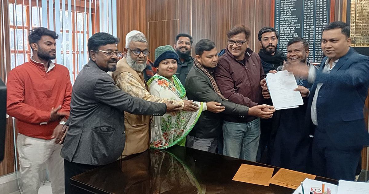 কুড়িগ্রাম-২ আসনে এনসিপির মনোনয়নপত্র সংগ্রহ করলেন আতিক মুজাহিদ