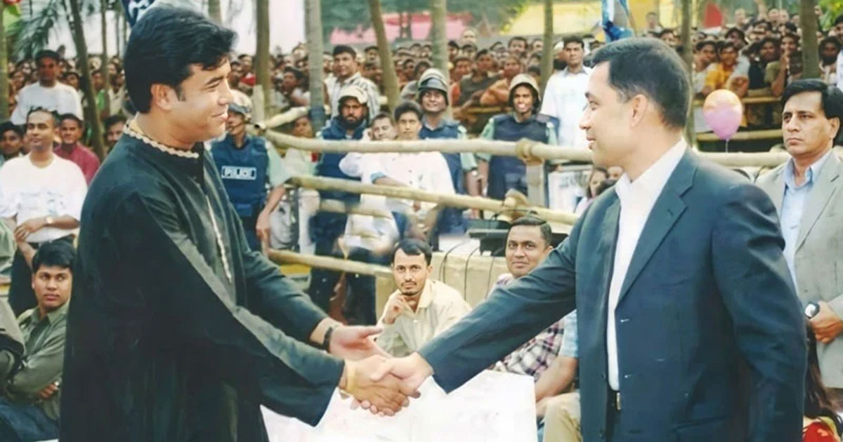 হঠাৎ আলোচনায় তারেক রহমান ও চিত্রনায়ক মান্নার স্মরণীয় সেই ছবি