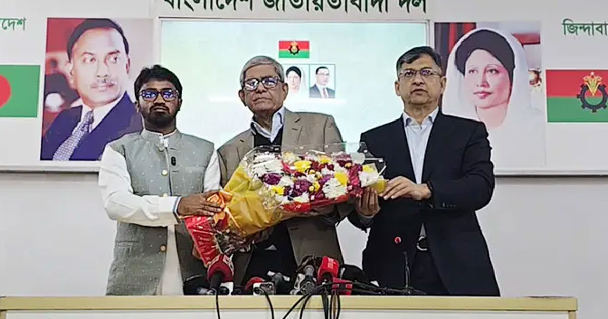 বিএনপিতে যোগ দিলেন রাশেদ খান