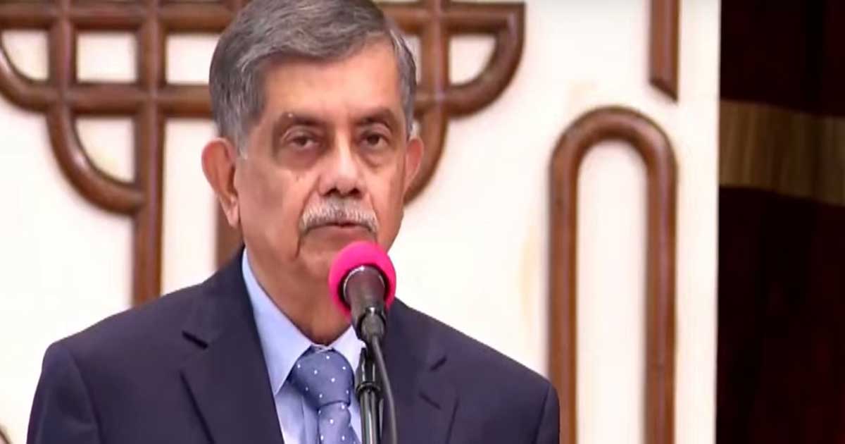 বই বিতরণ শেষ করতে পুরো জানুয়ারি মাস সময় লাগতে পারে: শিক্ষা উপদেষ্টা