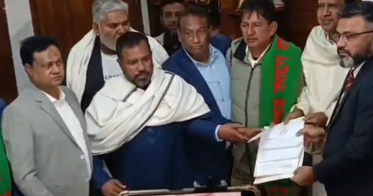 খুলনায় ছয়টি আসনে মনোনয়নপত্র জমা দিচ্ছেন প্রার্থীরা