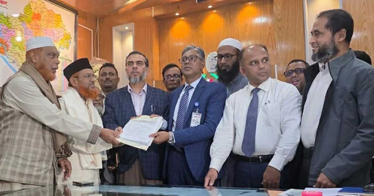 ঢাকা-১৫ আসনে মনোনয়নপত্র জমা দিলেন জামায়াত আমির
