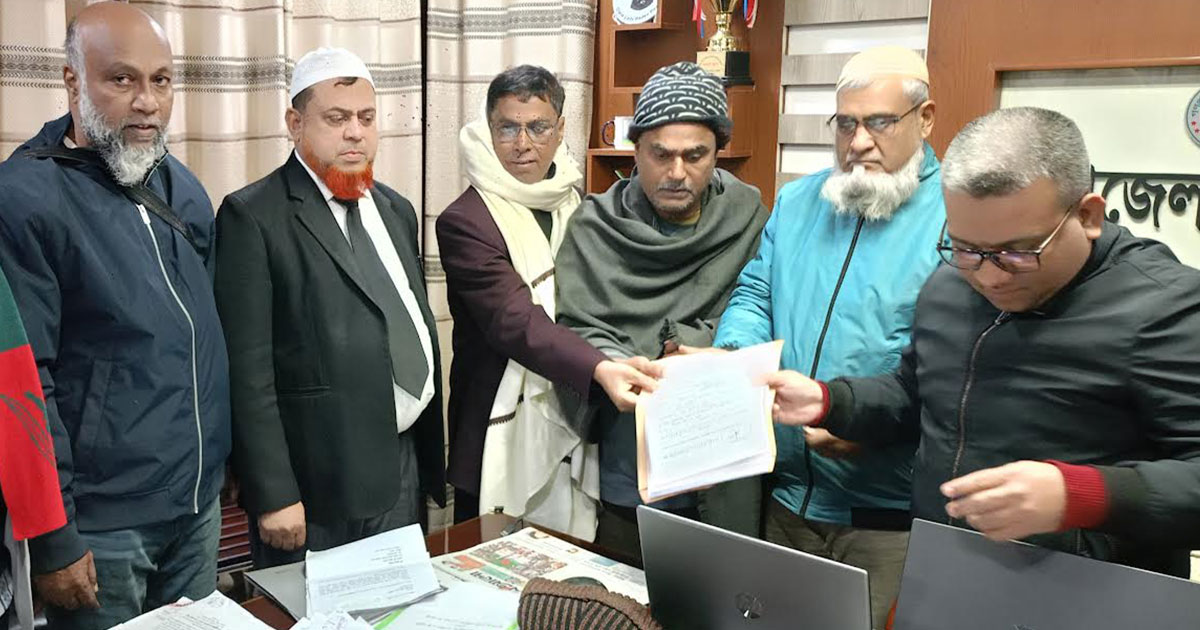 মাগুরা-১ আসনে বিএনপির প্রার্থী মনোয়ার হোসেন খানের পক্ষে মনোনয়নপত্র জমা