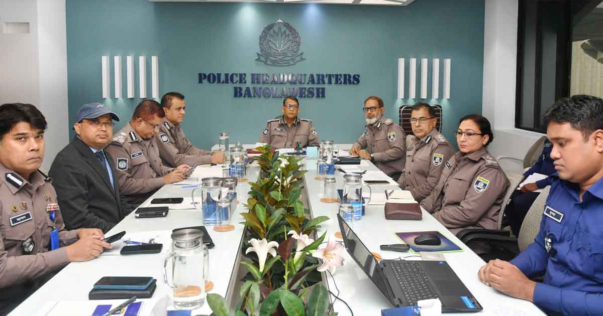 আগামী নির্বাচনে যে কোন মূল্যে আইন-শৃঙ্খলা স্থিতিশীল রাখতে হবে: আইজিপি