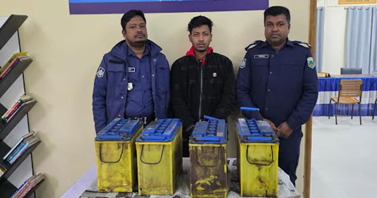 বগুড়ায় ছিনতাই হওয়া মিশুক উদ্ধার: ২ জন গ্রেপ্তার