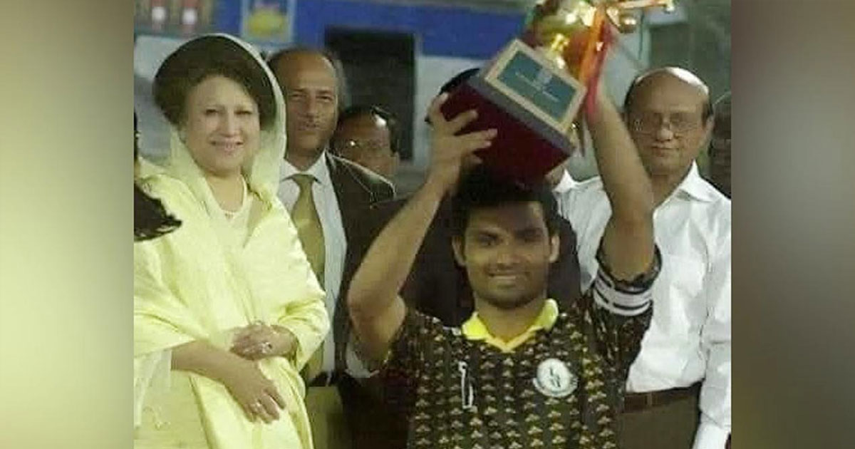 সাফ চ্যাম্পিয়ন দলকে প্লট দিয়েছিলেন খালেদা জিয়া