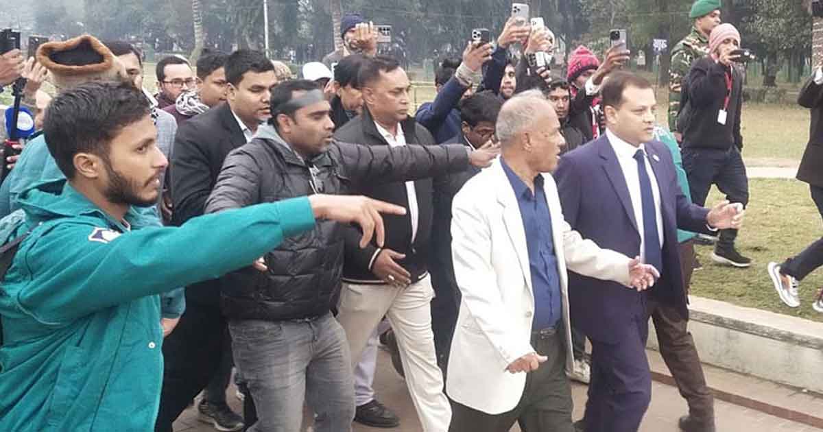 খালেদা জিয়ার কবরের স্থান পরিদর্শন করলেন স্বরাষ্ট্র উপদেষ্টা