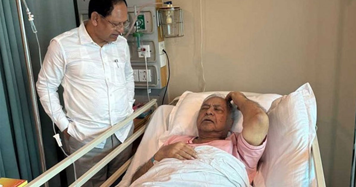 গুরুতর অসুস্থ ড. কামাল হোসেন, হাসপাতালে ভর্তি