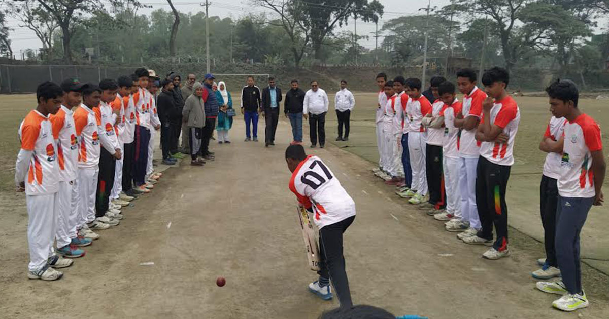 মানিকগঞ্জে অনূর্ধ্ব-১৬ ক্রিকেট প্রতিযোগিতা উদ্বোধন