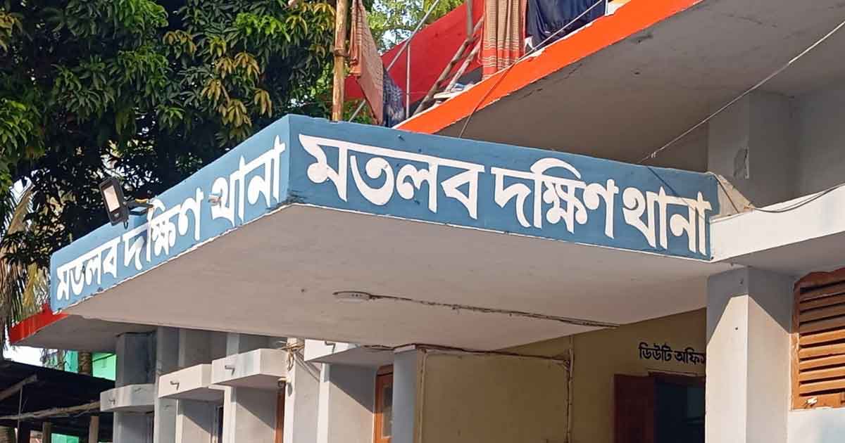 ছিনতাইয়ের সময় দেশীয় অস্ত্রসহ দুই যুবক আটক