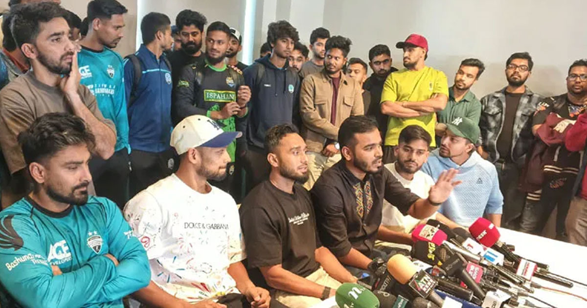 নাজমুল পদত্যাগ করলেই ক্রিকেটাররা মাঠে নামবে, কোন ছাড় নয়: কোয়াব