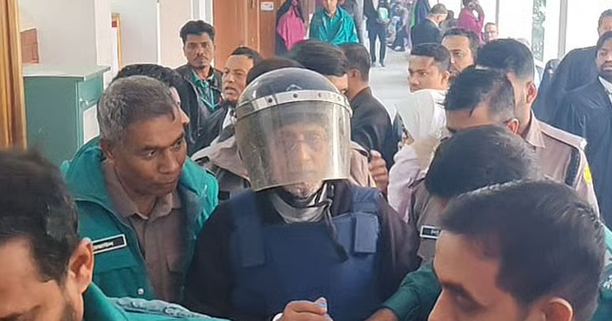 কাঠগড়ায় আবুল বারকাত, বাবার অশ্রুতে আড়ালে মেয়ের কান্না