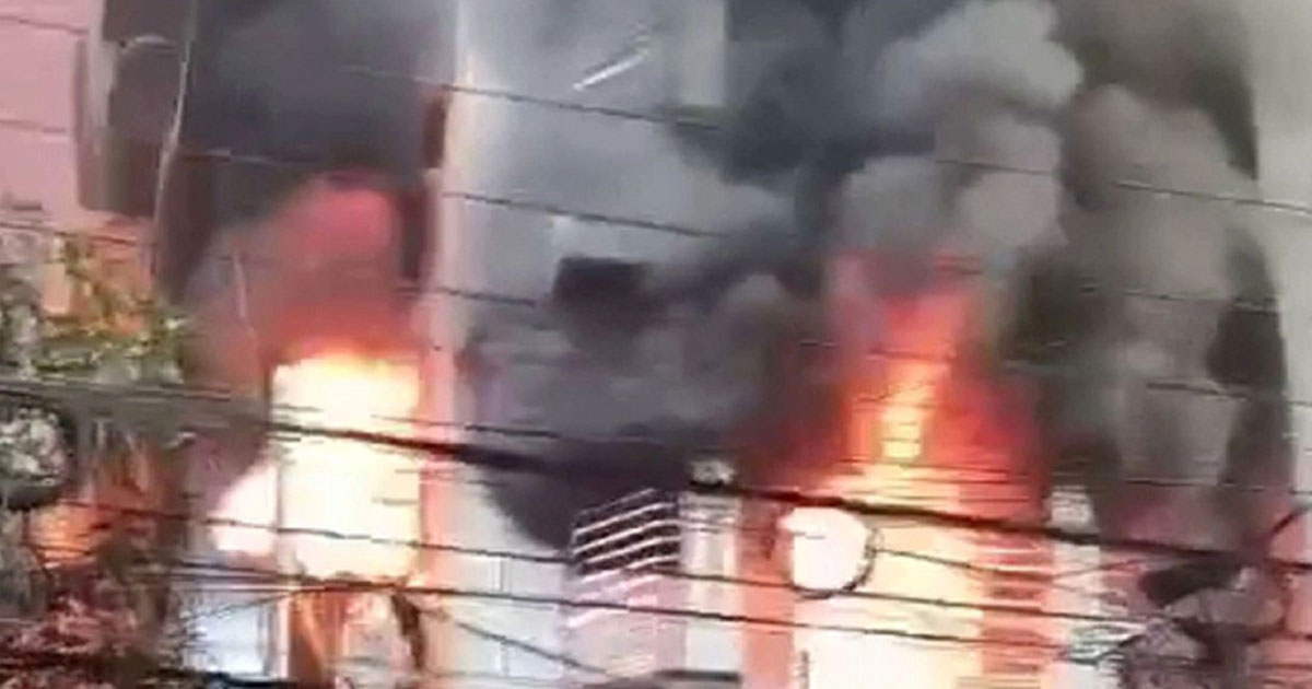 উত্তরায় আবাসিক ভবনে আগুন, নিহত বেড়ে ৫