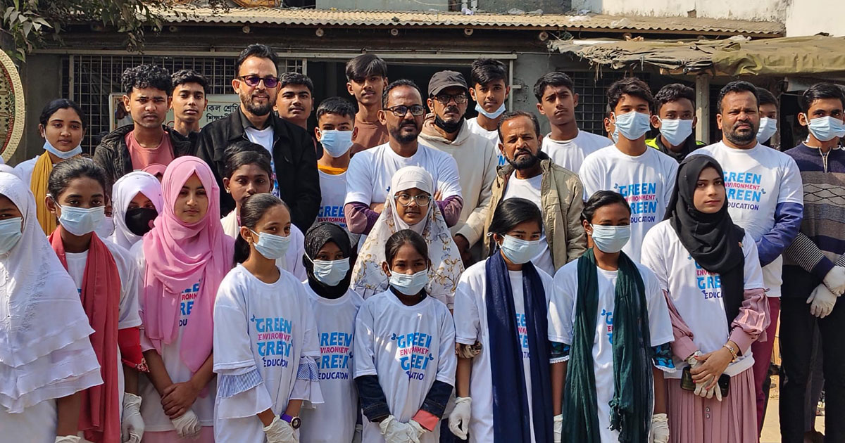 বেনাপোলে সৃজনশিখা’র পরিচ্ছন্নতা অভিযান