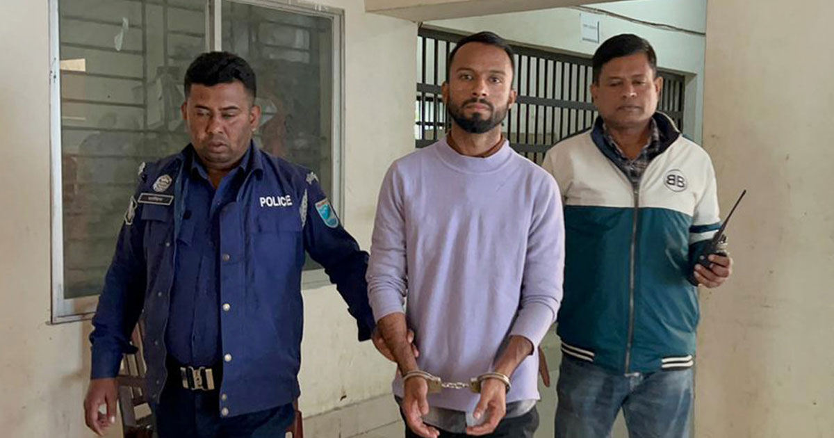 স্ত্রীর অন্তরঙ্গ ভিডিও ছড়িয়ে দেওয়ার অভিযোগে সাবেক স্বামী গ্রেপ্তার