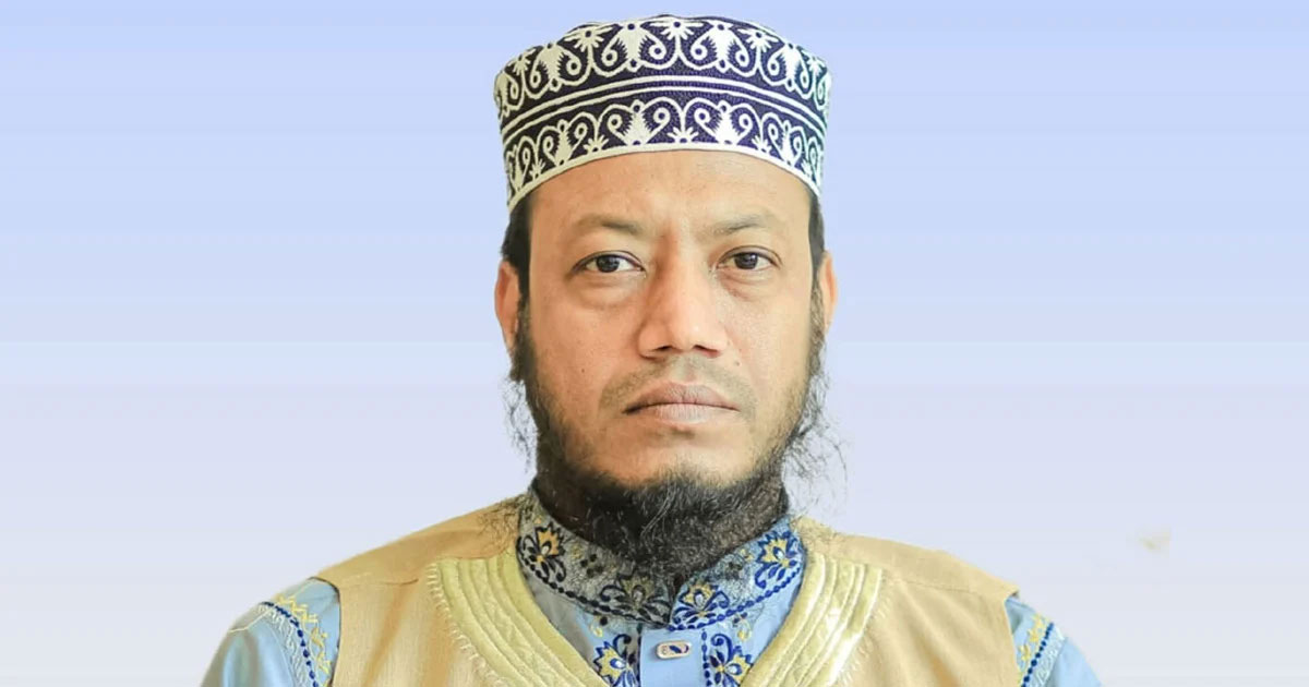 আমির হামজাকে অবাঞ্ছিত ঘোষণা