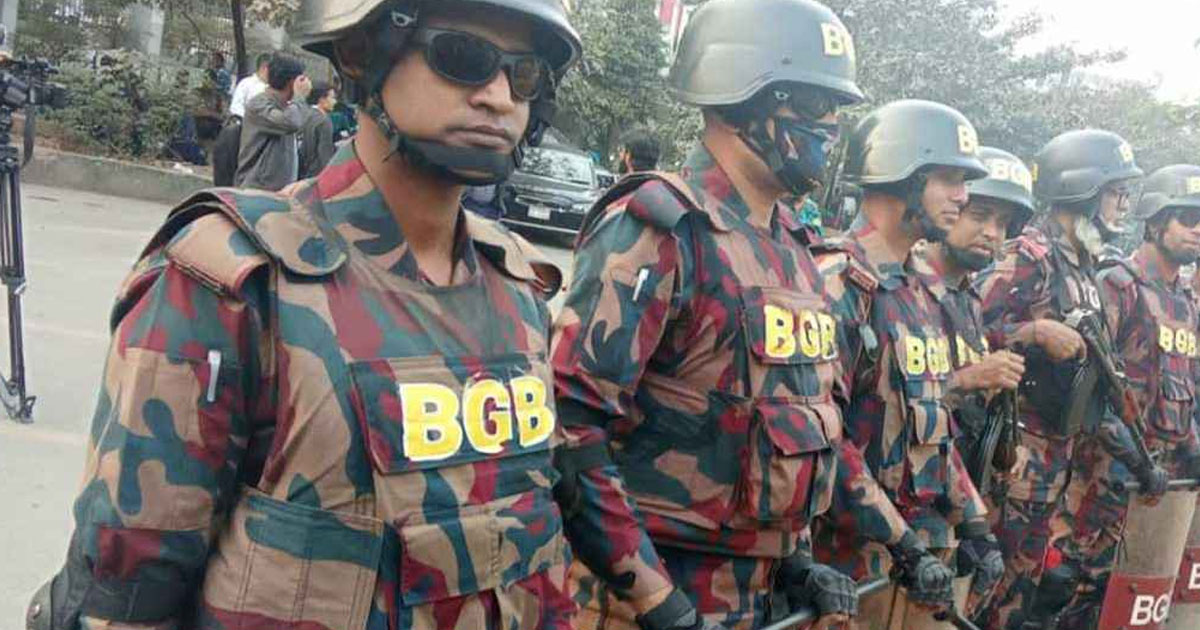 নির্বাচন কমিশন ভবনের সামনে বিজিবি মোতায়েন