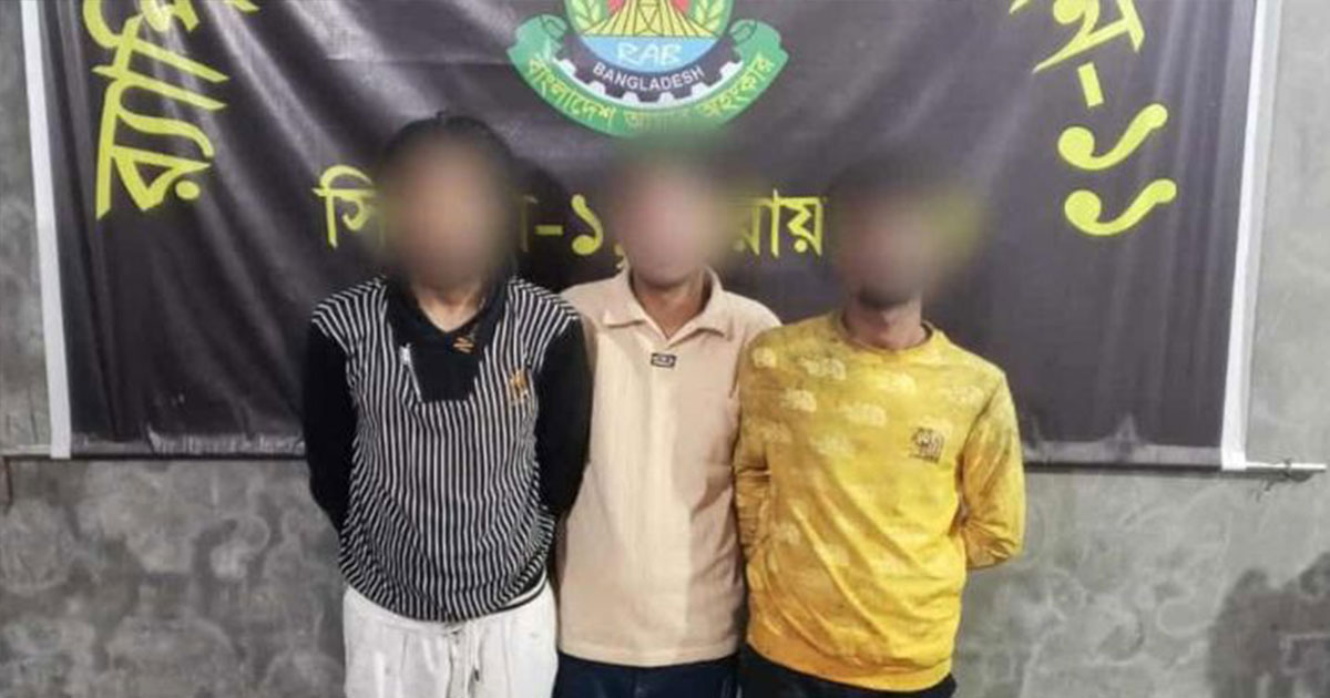 ফতুল্লায় দুর্ধর্ষ ডাকাত সাব্বির ও দুই সহযোগী গ্রেপ্তার