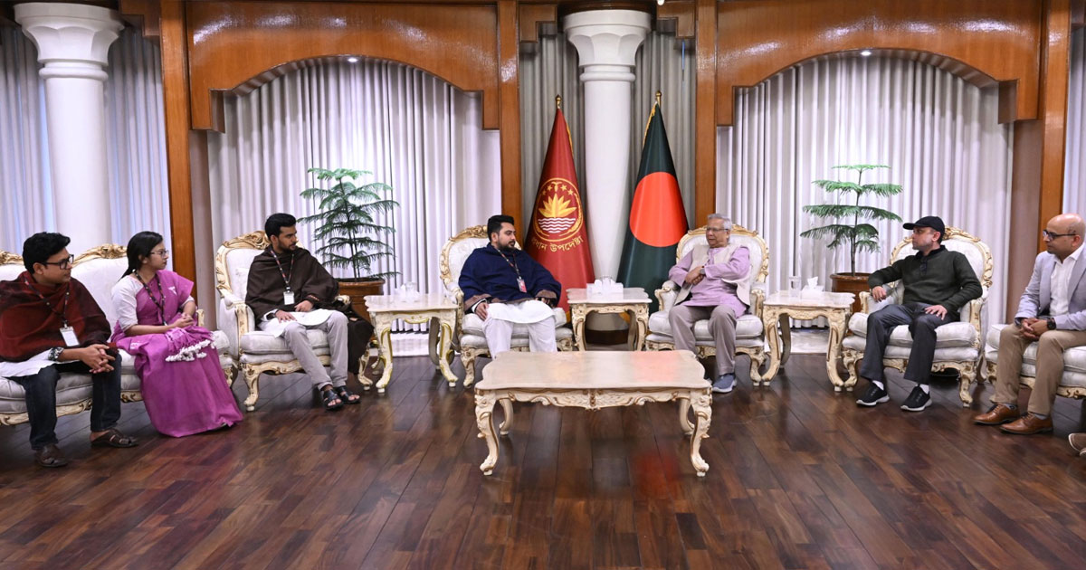 জাতীয় নাগরিক পার্টির প্রতিনিধি দলের সঙ্গে প্রধান উপদেষ্টার বৈঠক