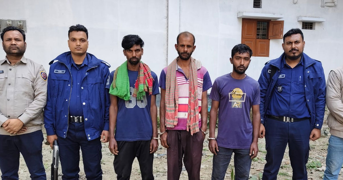 মসজিদের কাজে নিয়োজিত তিন শ্রমিককে মাদক সেবনের দায়ে কারাদণ্ড