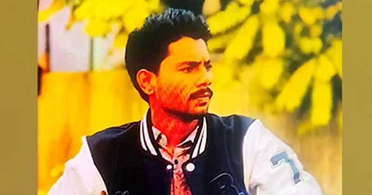 পুলিশকে কুপিয়ে পালাল নেতার ছেলে