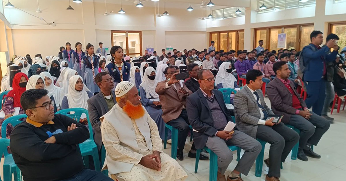 মহেশপুরে গণভোট নিয়ে তরুনদের ভাবনা ও প্রত্যাশা বিষয়ক সংলাপ