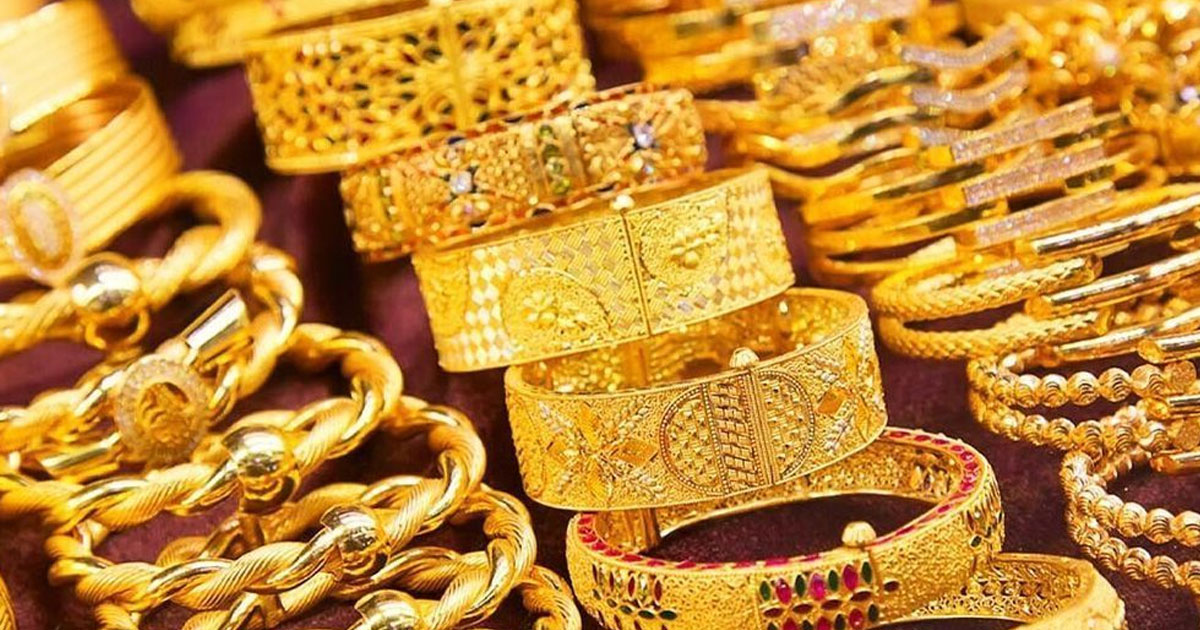 সোনার দাম ভরিতে কমলো ১৪ হাজার