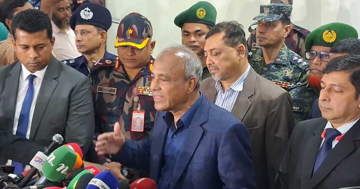 নির্বাচনে সেনা, নৌ ও বিমানবাহিনী মাঠে থাকবে: স্বরাষ্ট্র উপদেষ্টা