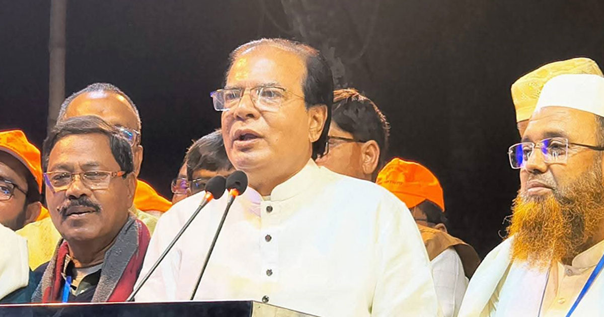 আমরা দিচ্ছি বাস্তব সহায়তা, ওরা দেয় বেহেশতের টিকিট: দুলু