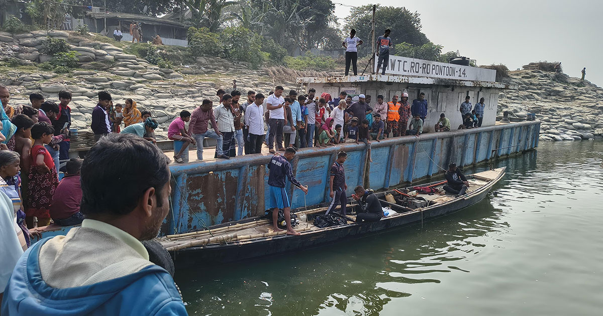 এখনও সন্ধান মেলেনি পদ্মায় নিখোঁজ যুবকের, চলছে উদ্ধার অভিযান