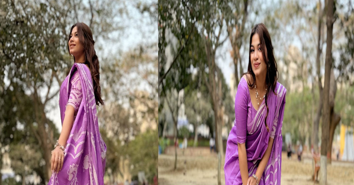ফাল্গুনের আবেশে প্রাণবন্ত উপস্থিতি, নজর কাড়লেন পারসা ইভানা