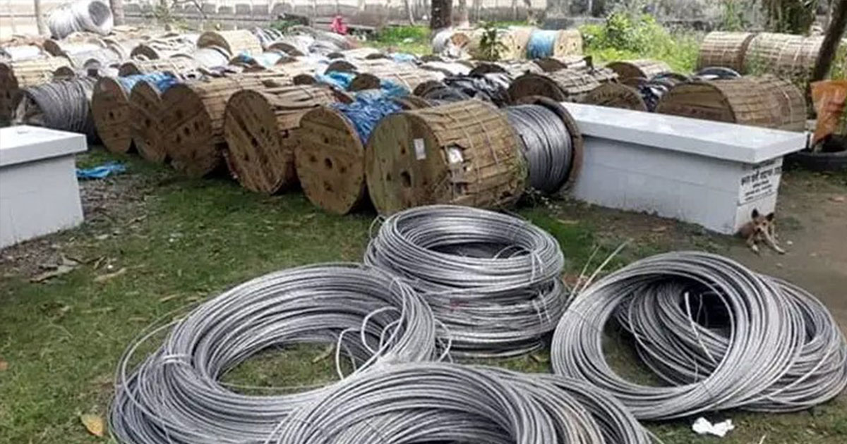 ঠাকুরগাঁওয়ে বসতবাড়ির বৈদ্যুতিক তার চুরি, আটক ২