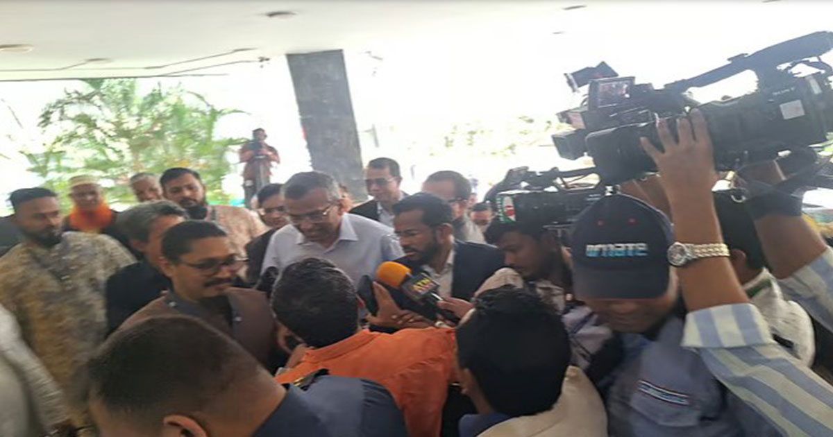 সকালেই বাংলাদেশ ব্যাংকে নতুন গভর্নর