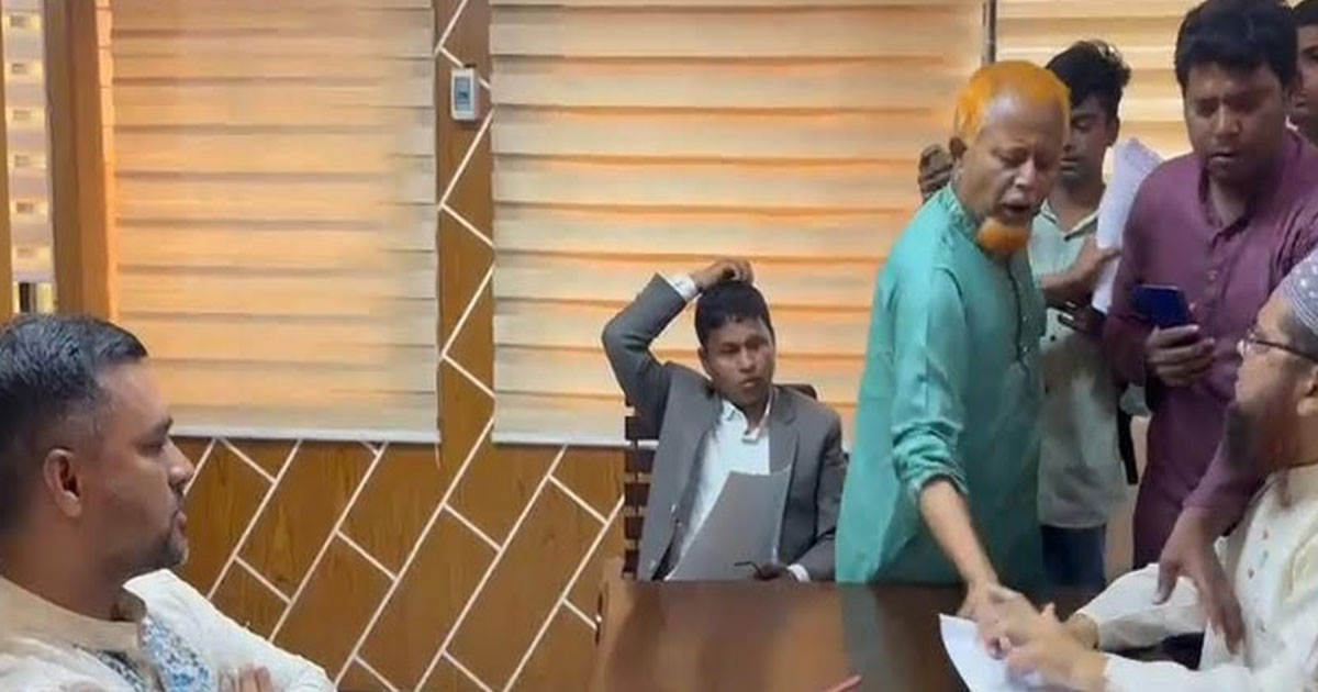 ঠাকুরগাঁওয়ে ইউএনও কার্যালয়ে পরীক্ষার কাগজপত্র ছিনতাই