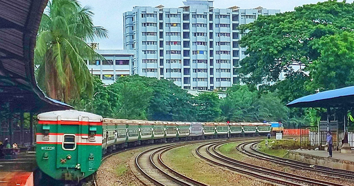 বিমানবন্দর স্টেশনে ৯ ট্রেনের যাত্রাবিরতি বাতিল