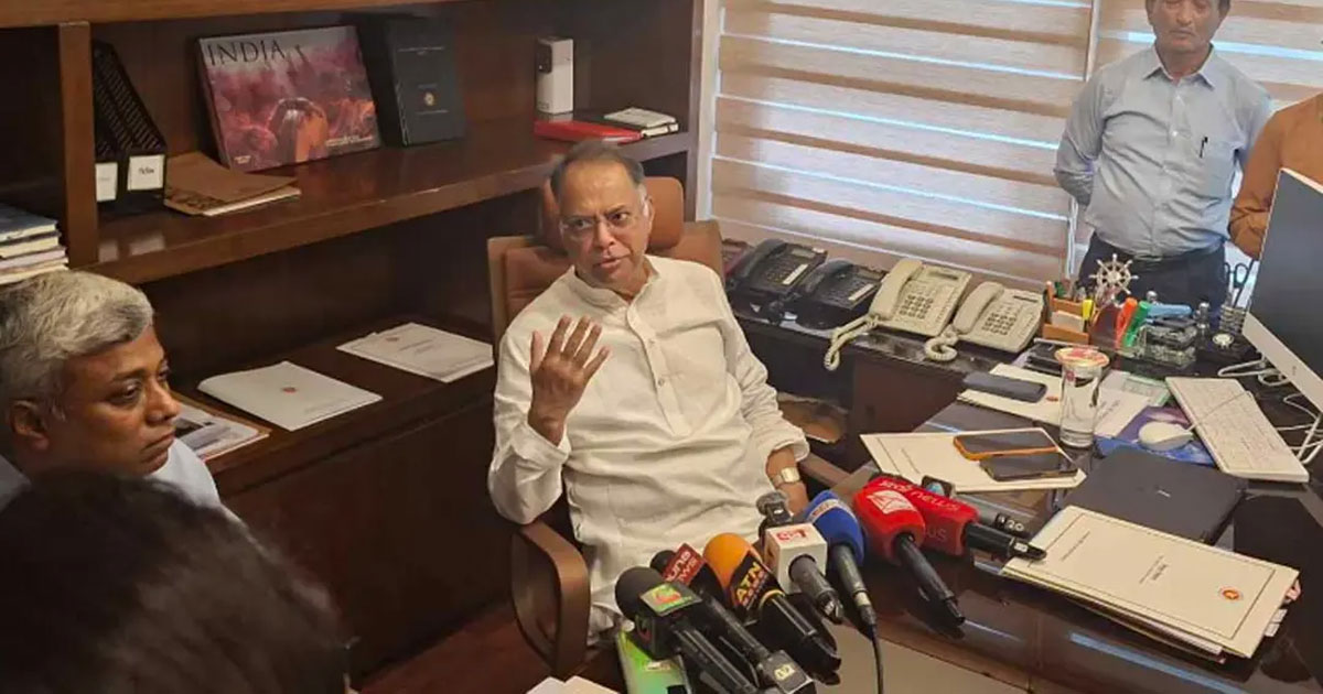 তেলের পর্যাপ্ত মজুত রয়েছে, বিক্রি বেড়ে যাওয়ায় সংকট তৈরি হয়েছে: জ্বালানি মন্ত্রী