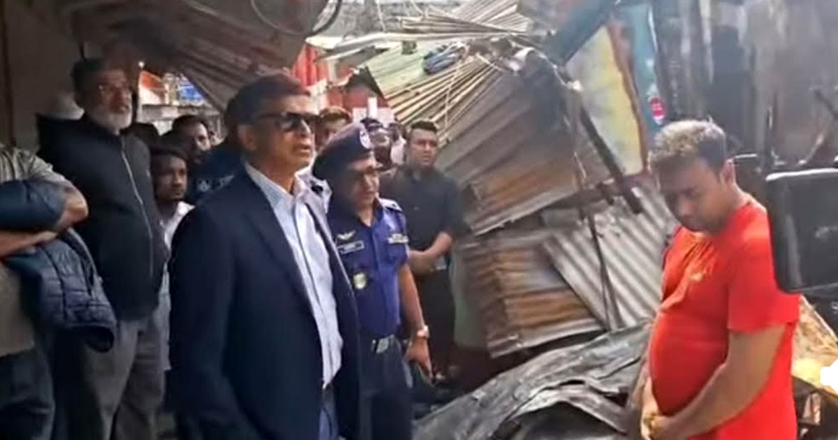 পঞ্চগড়ে অগ্নিকাণ্ডে ৬টি দোকান ক্ষতিগ্রস্ত